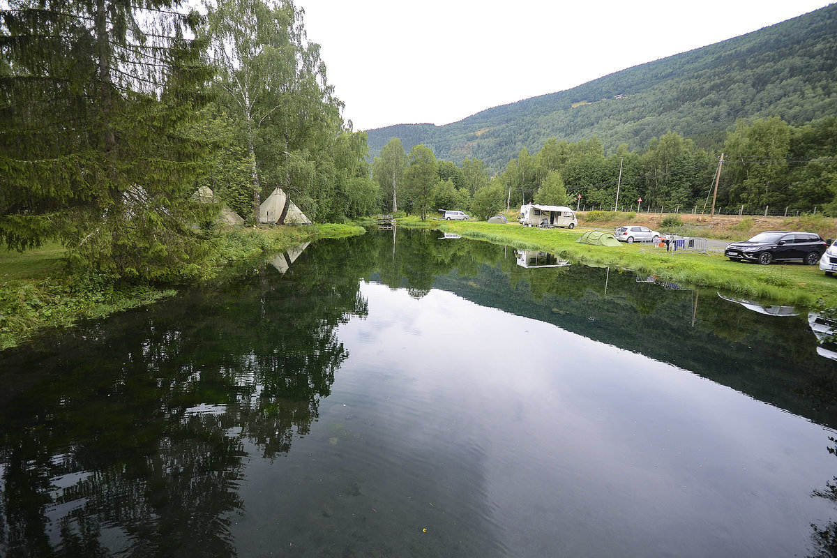 Kleiner See am Sjoaelven im norwegischen Oppland. Aufnahme: 18. Juli 2018.