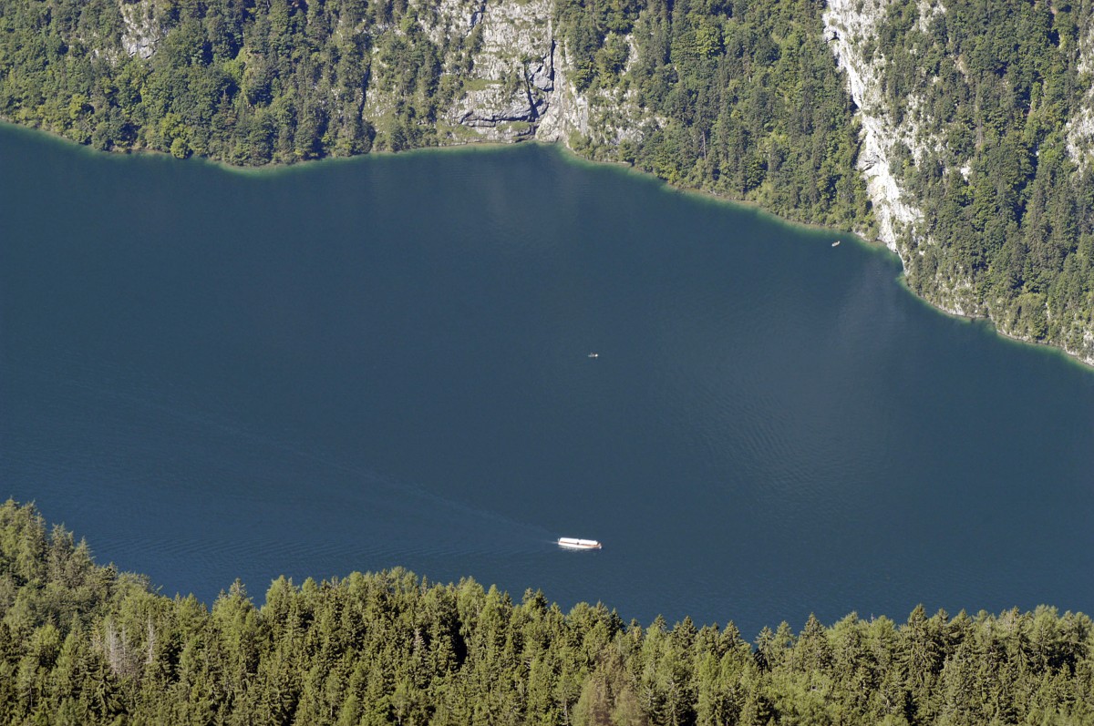 Königssee von oben gesehen. Aufnahme: Juli 2008.