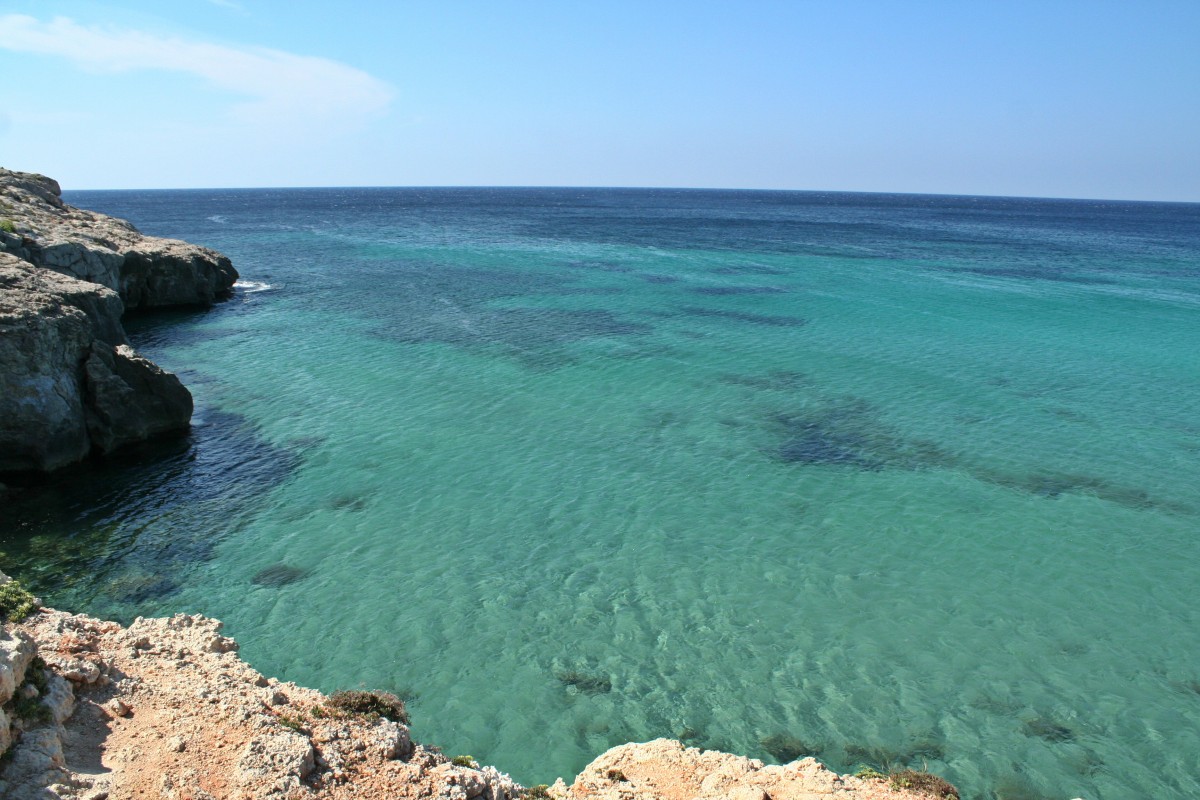 Kste zwischen Sant Tomas und Son Bou auf Menorca. Das Bild entstand am 31.08.13.