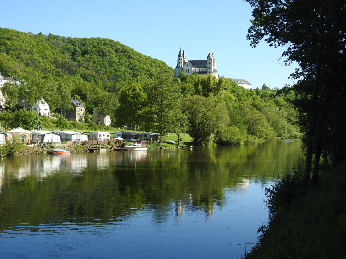 LAHN-ROMANTIK BEI OBERNHOF MIT KLOSTER ARNSTEIN
Die Geschichte des Prämonstratenser-Klosters ARNSTEIN bei OBERNHOF geht bis in die
2. Hälfte des 11. Jahrhunderts zurück...1803 wurde das Kloster durch die
Säkularisation aufgehoben...hier am 11.5.2019