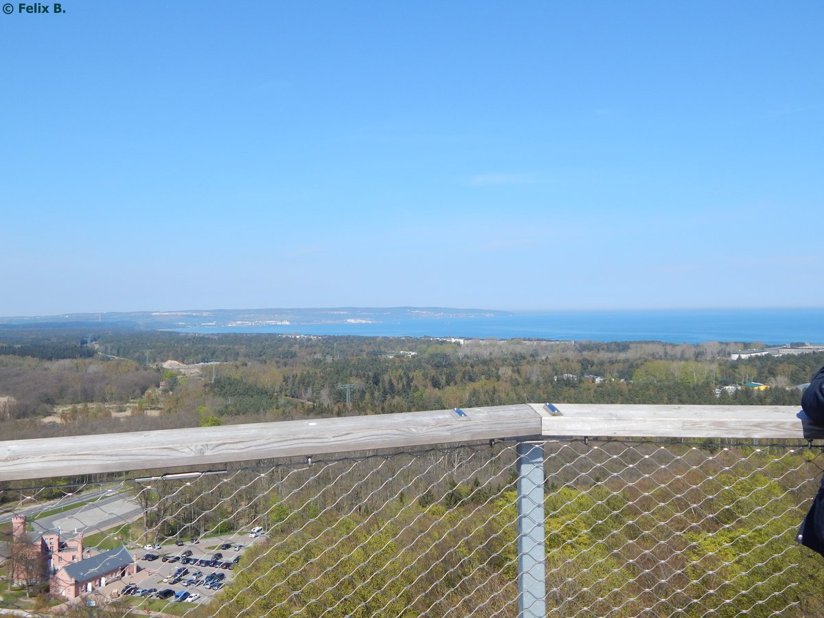 Landschaft von Rügen vom Baumwipfelpfad in Prora aus am 02.05.2016