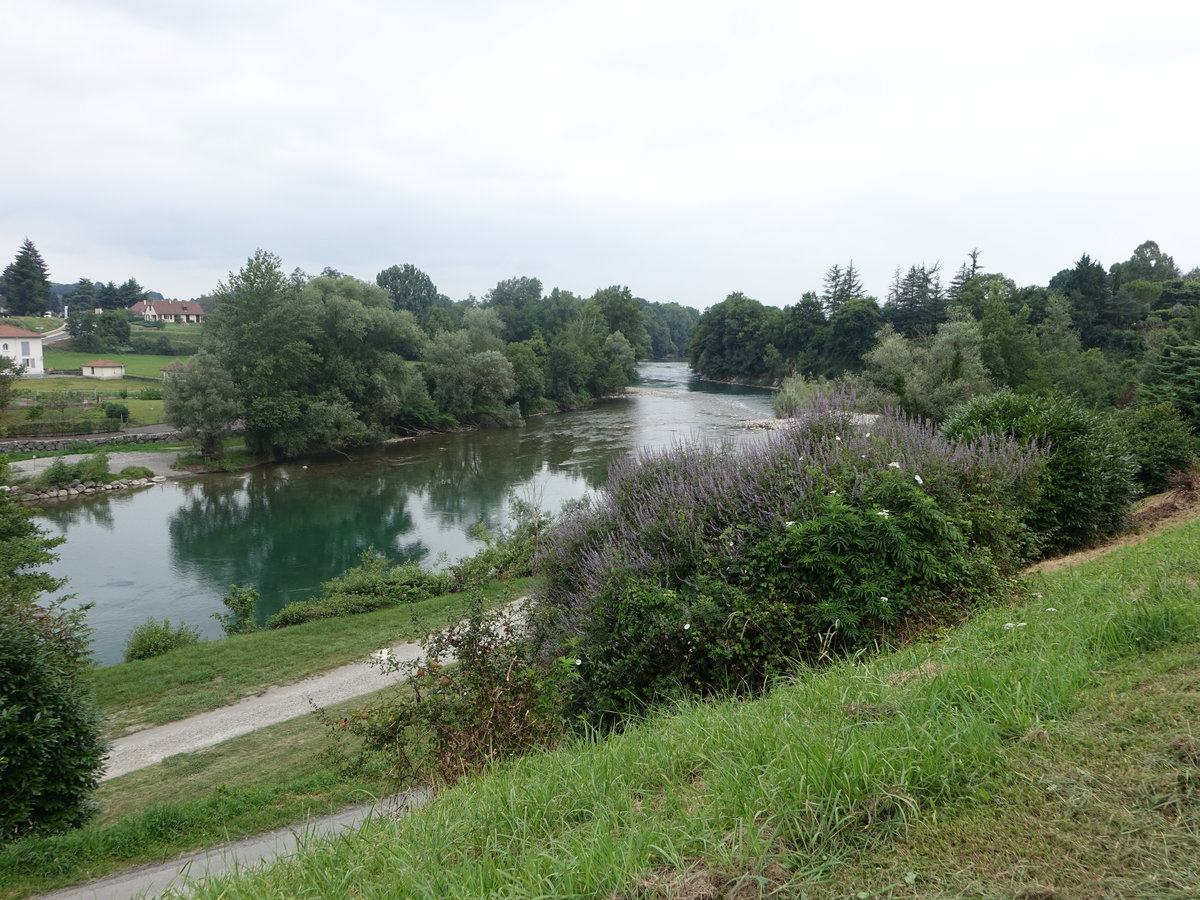 Le Gave Fluss bei Navarrenx, Dept. Pyrénées-Atlantiques (27.07.2018)