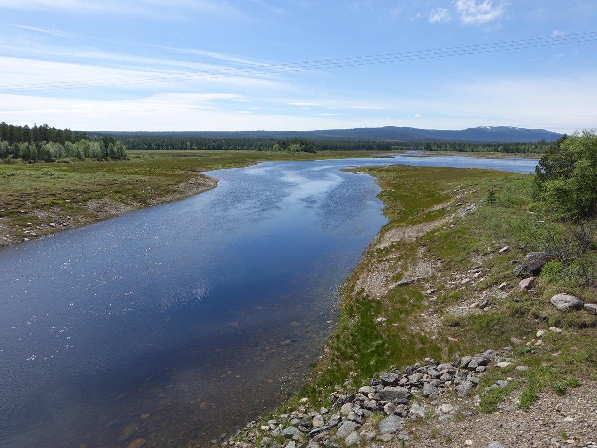 Ljusnan Fluss bei Funäsdalen, Jämtlands län (17.06.2017)