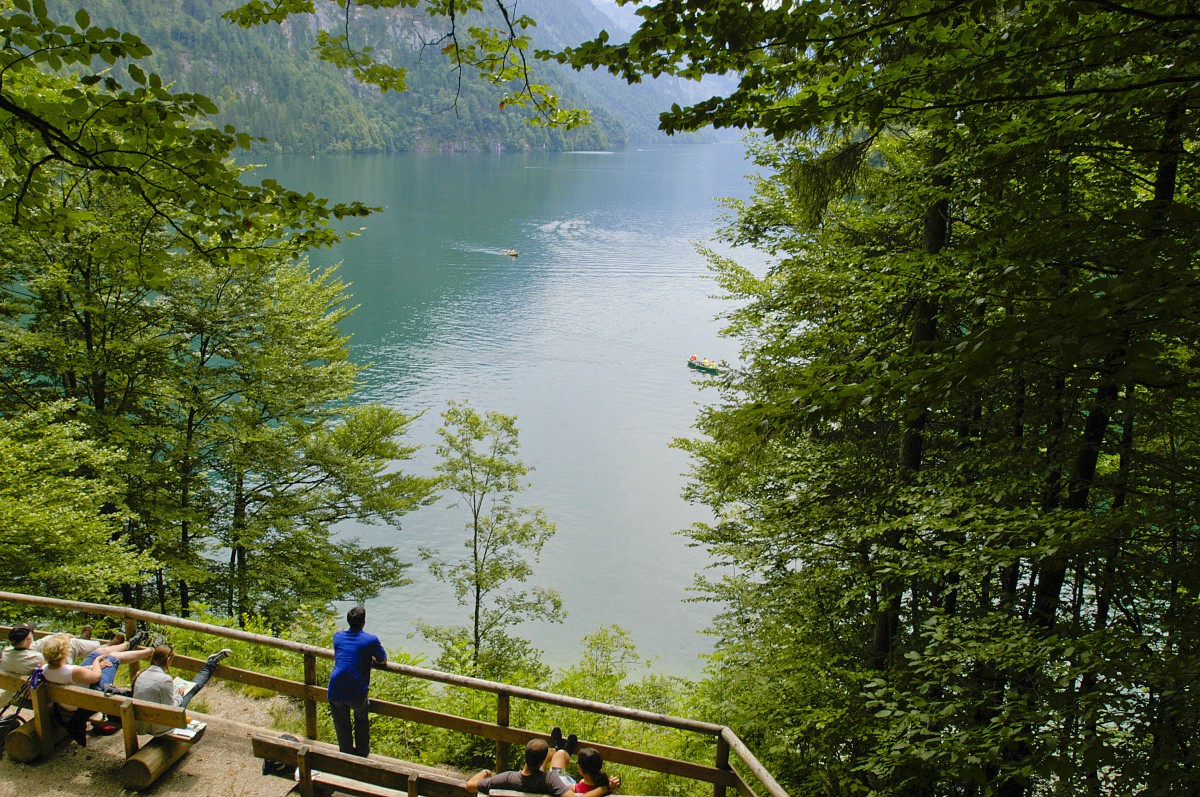 Malerwinkel am Königssee im Berchtesgadener Land. Aufnahme: Juli 2008.