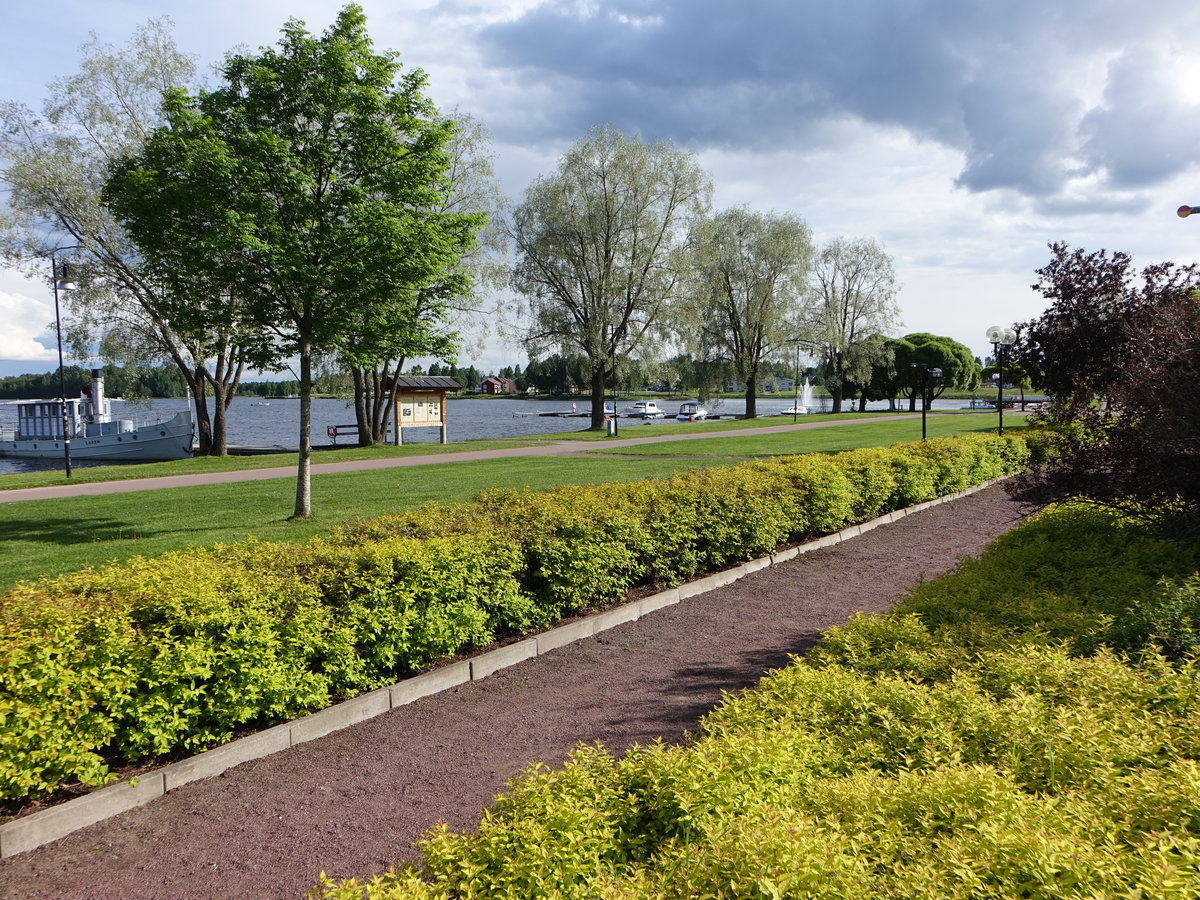 Mora, Seepromenade Saxviken am Siljan See (16.06.2017)