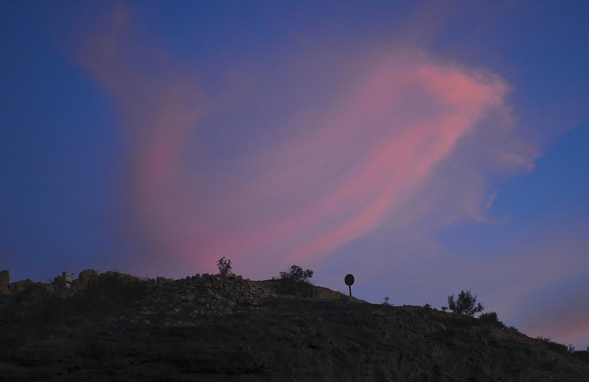 Morgenhimmel über Matas Blancas auf der Insel Fuerteventura in Spanien. Aufnahme: 21. Oktober 2017.