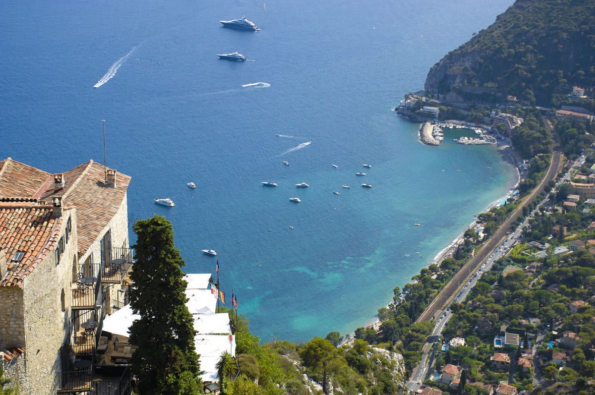 Moyenne Corniche bei Èze. Aufnahmedatum: 26. Juli 2015.