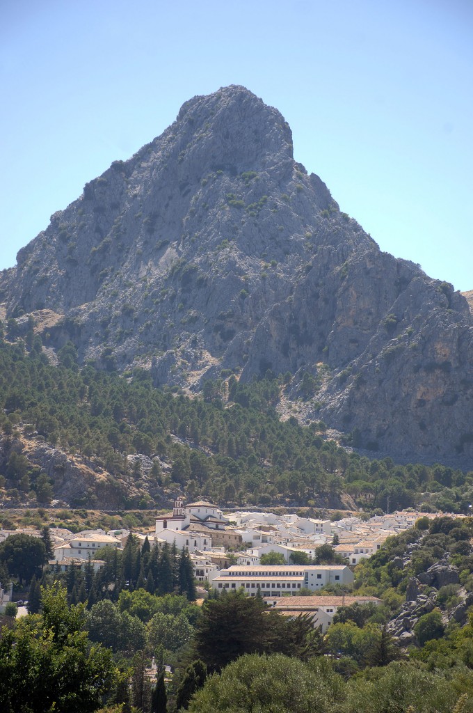 Naturpark Grazalema mit dem Berg Peñon Grande. Aufnahme: Juli 2014.