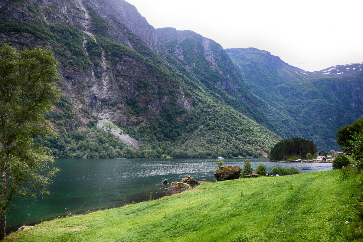 Norwegen - Nærøyfjorden bei Borgaviki. Aufnahme: 16. Juli 2018.