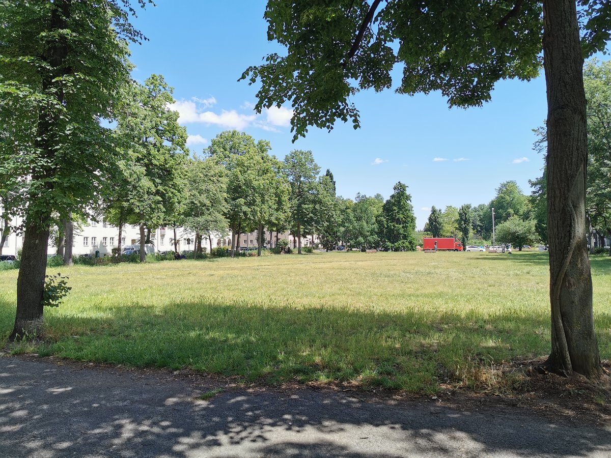 Parkanlag am Grazer Platz in Berlin Schöneberg. Aufgenommen am 15.06.2020.