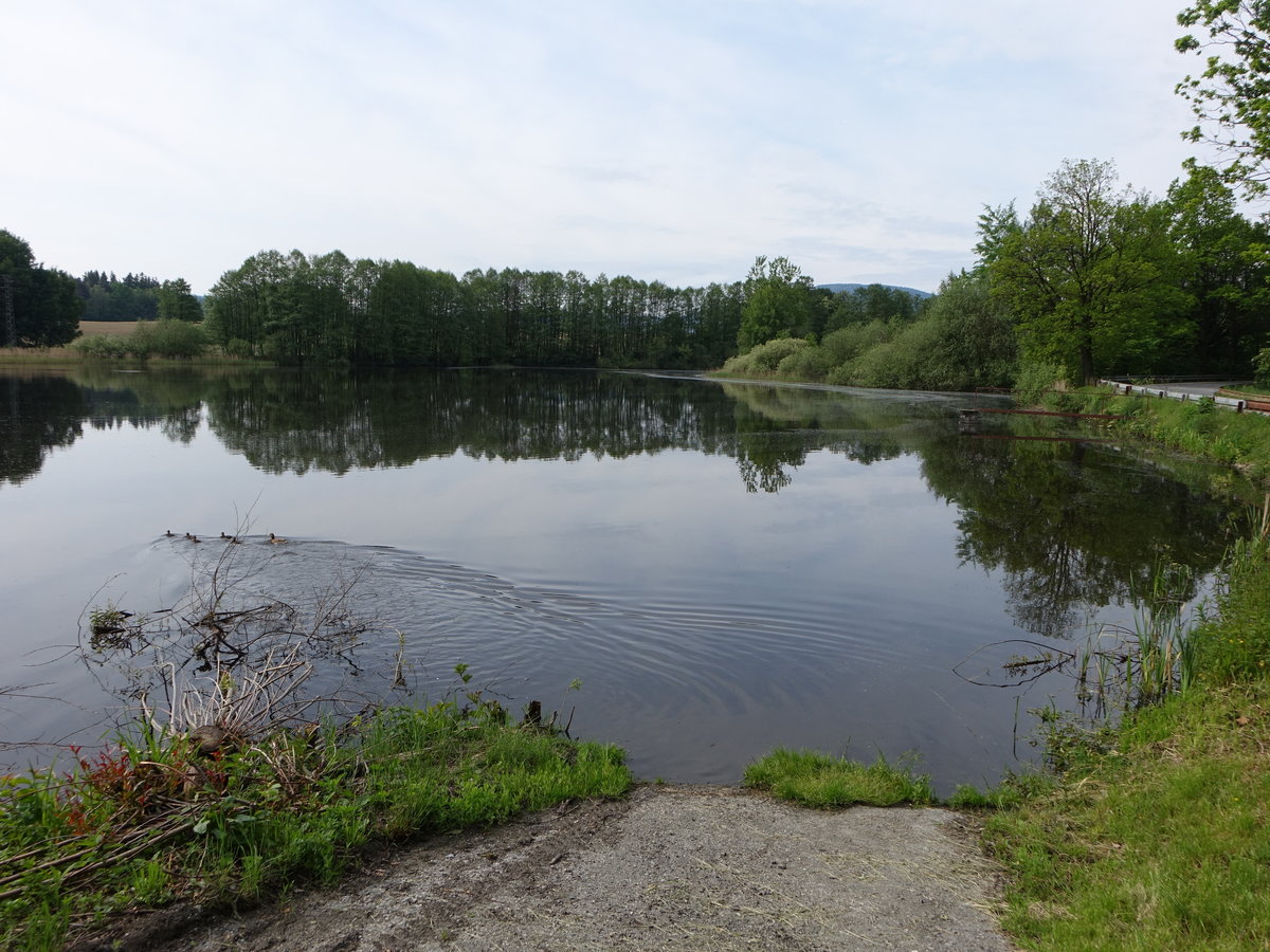 Pendleruv See im Gratzener Berglandes bei Nove Hrady, Jihočeský kraj (27.05.2019)