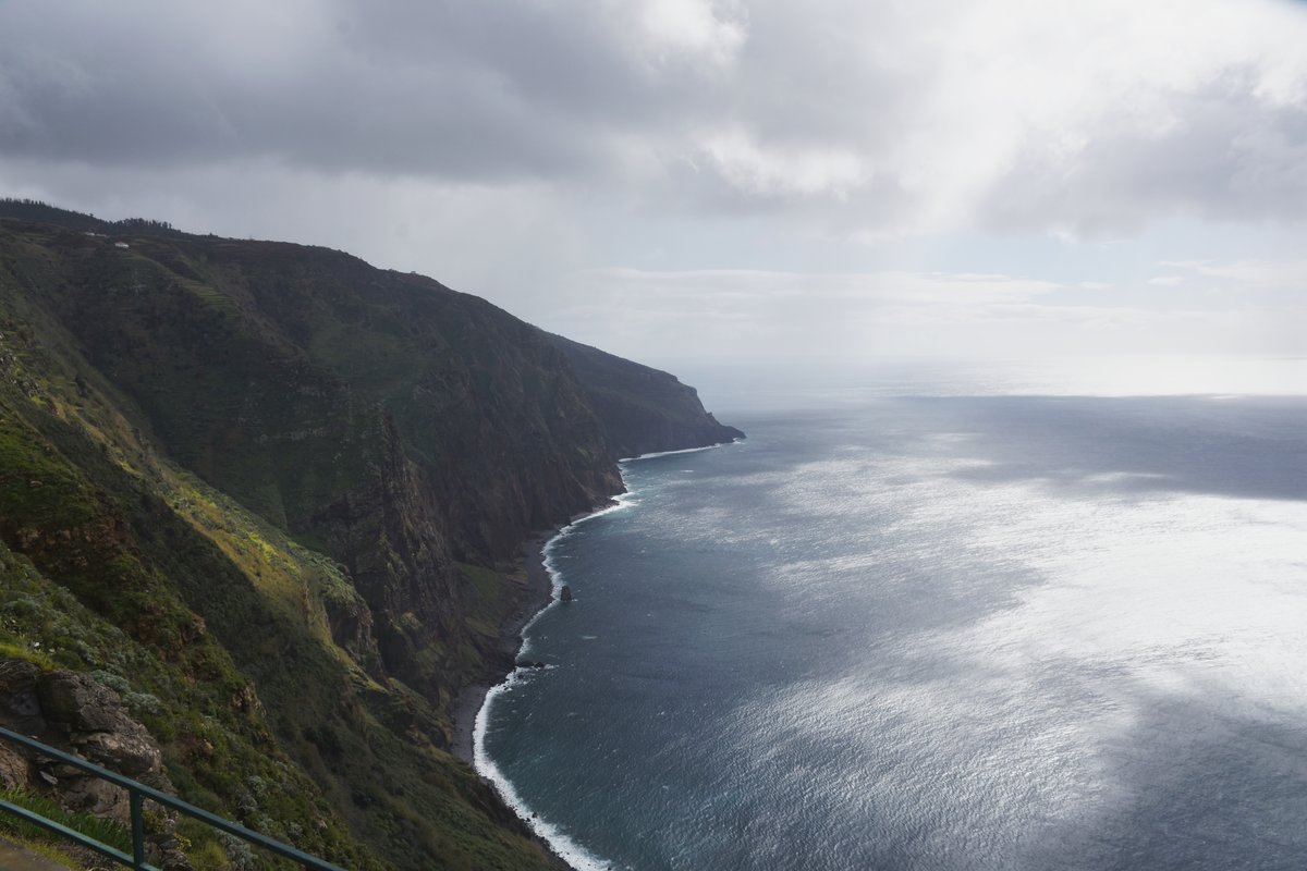 PONTA DO PARGO, 05.02.2018, Blick auf die Küste