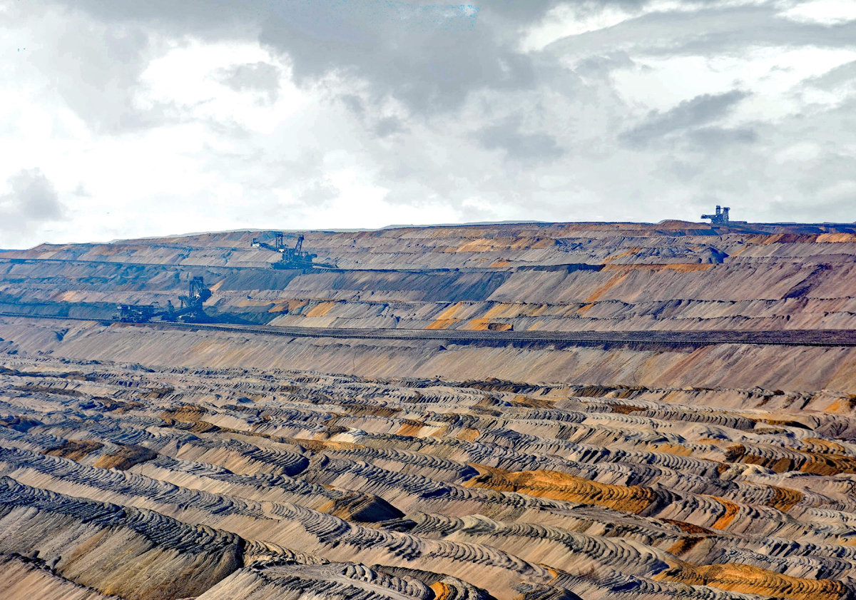 Raubbau an Mutter Erde - RWE-Tagebau Hambach - 29.02.2016