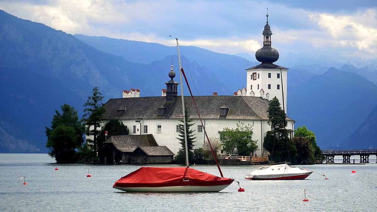 Schloss Orth in Gmunden am Traunsee, aufgenommen am 6.7.2016.