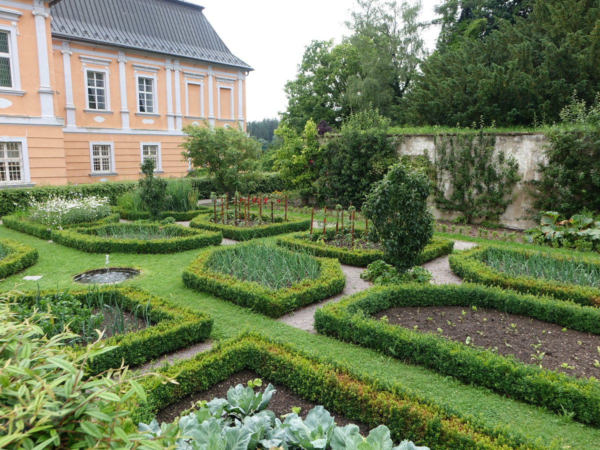 Schloßgarten im Schloß Nove Hrady / Neuschloß (28.06.2020)