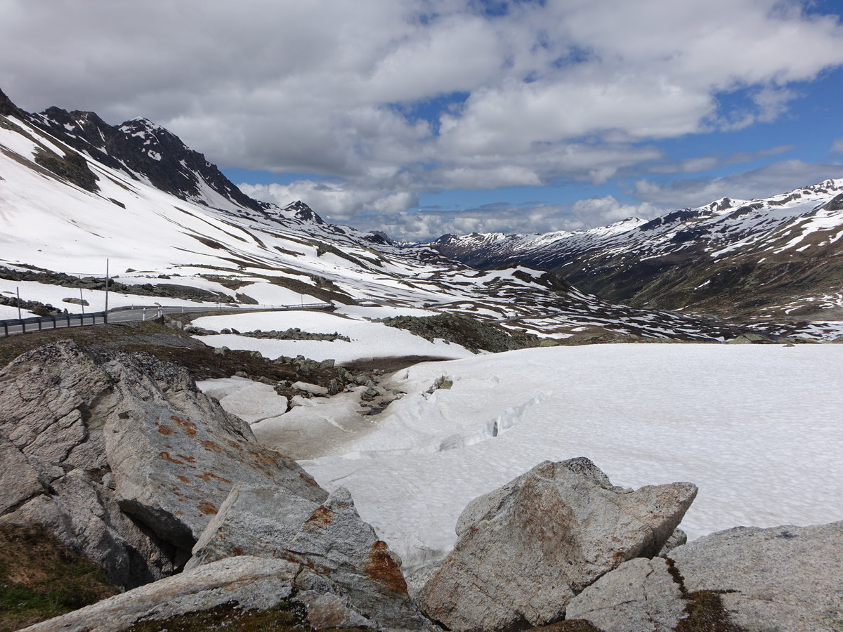 Schneefelder im Juni am Flüelapass, Graubünden (23.06.2019)