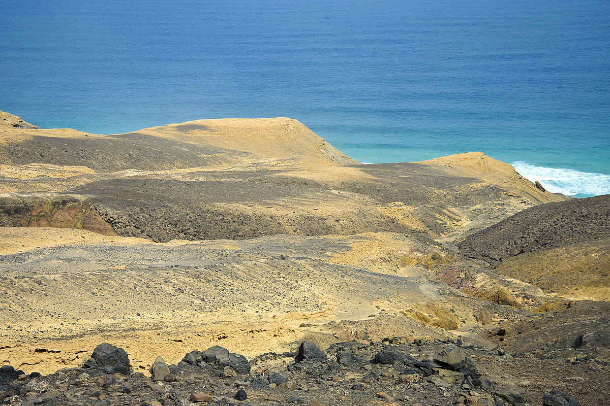 Seeblick von »Cofete Highway« auf der Insel Fuerteventura in Spanien. Aufnahme: 17. Oktober 2017.