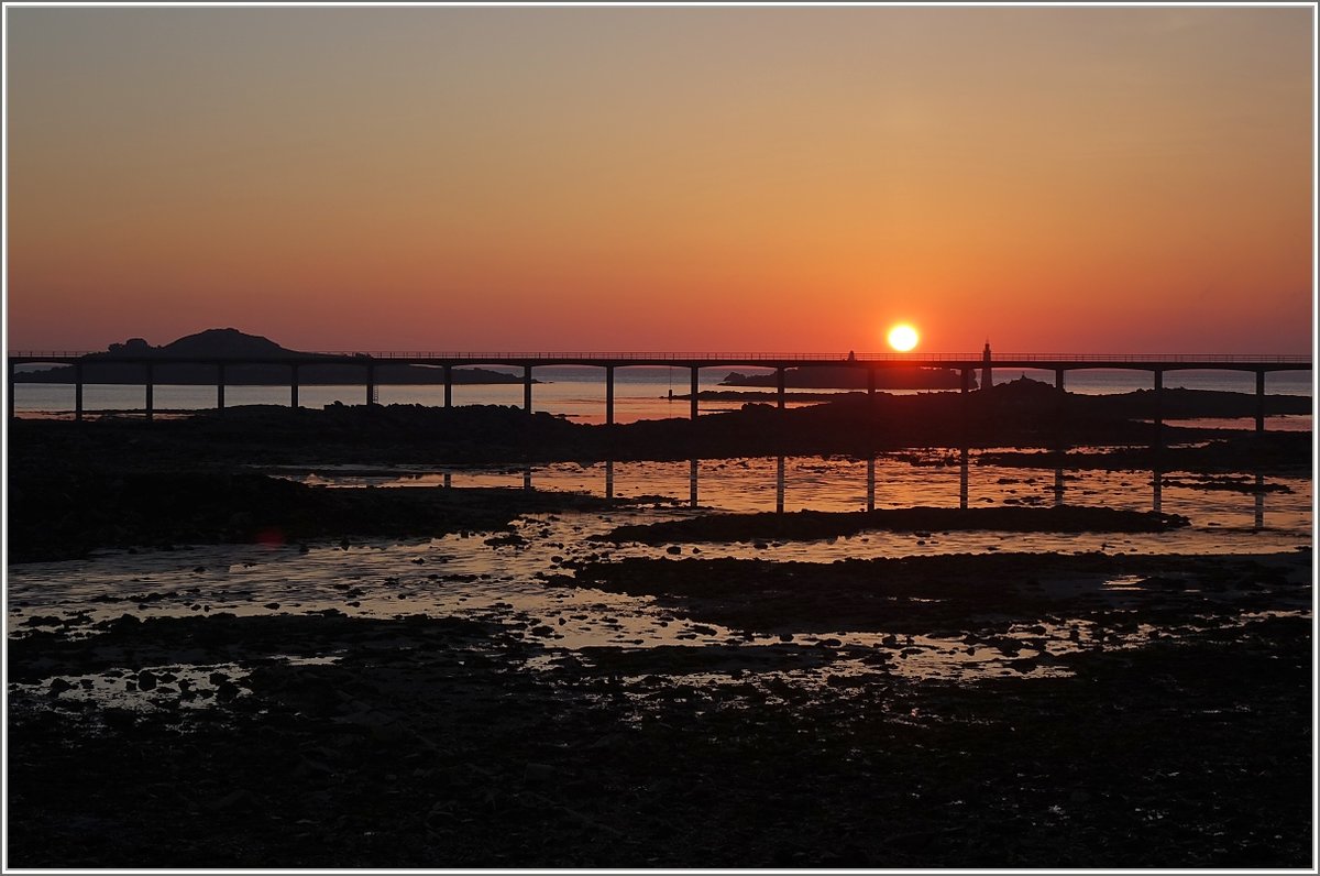 Sonnenaufgang an der Küste bei Roscoff
(12.05.2019)