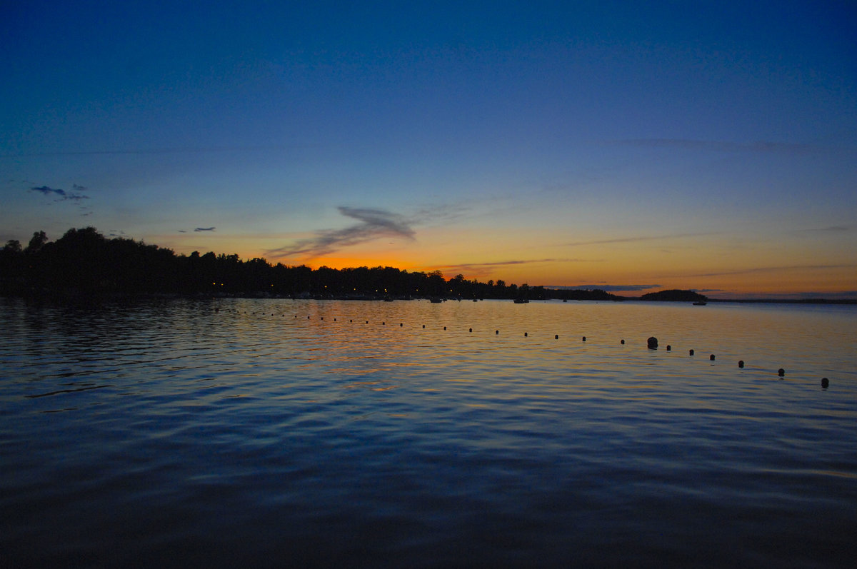 Sonnenuntergang an der Insel Hissö nördlich von Växjö in Småland / Schweden. Aufnahme: 18. Juli 2017.