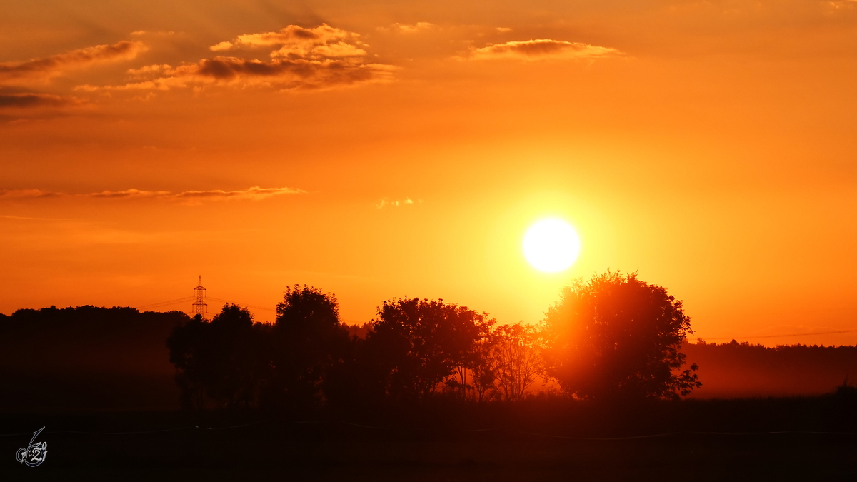 Sonnenuntergang über der Hahnweide, so gesehen im September 2019.