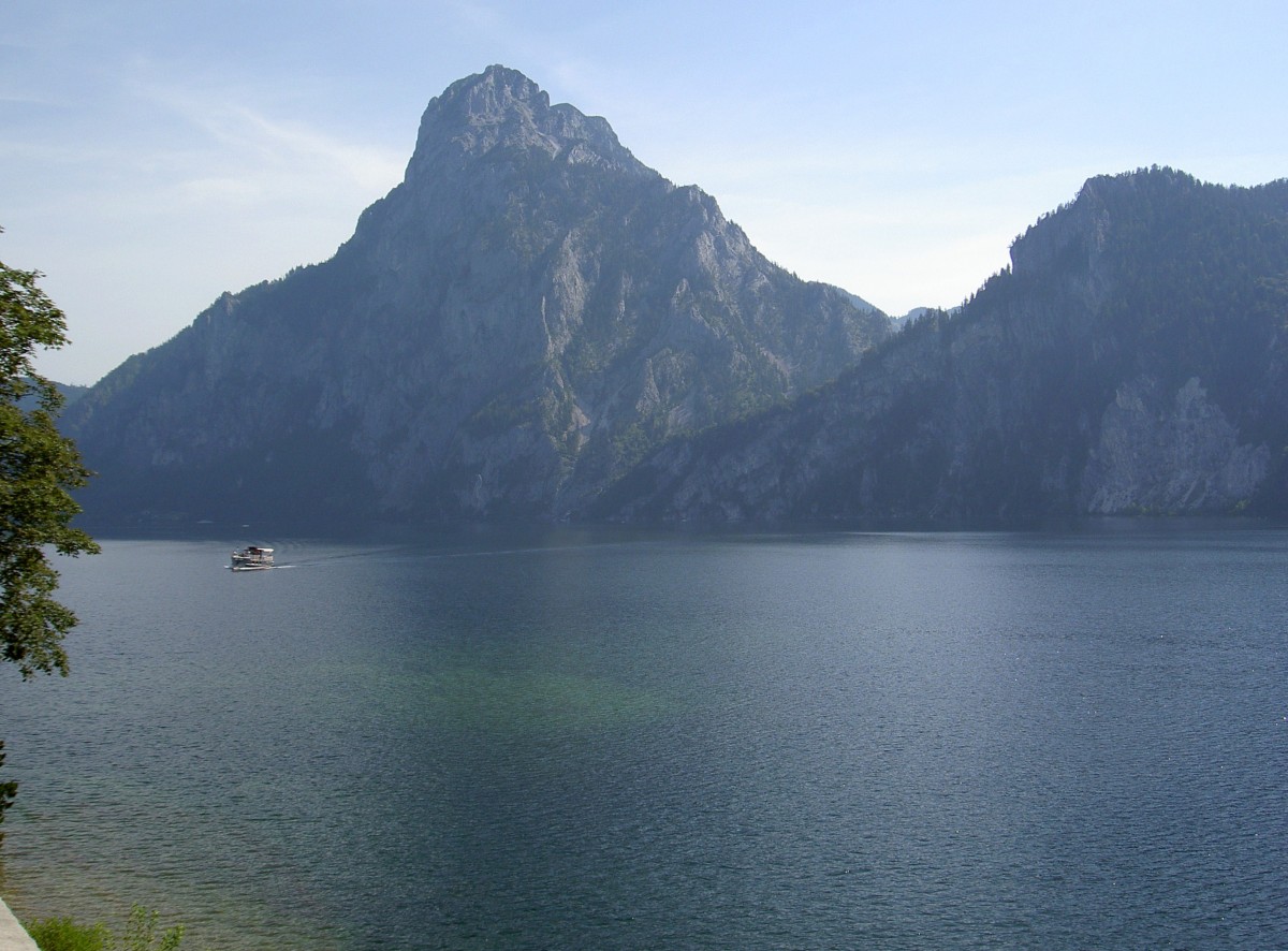 Traunsee mit Berg Traunstein 1691 M. (26.07.2014)