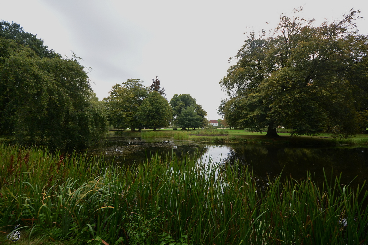 Unterwegs im Schlosspark von Ludwigslust. (August 2014)