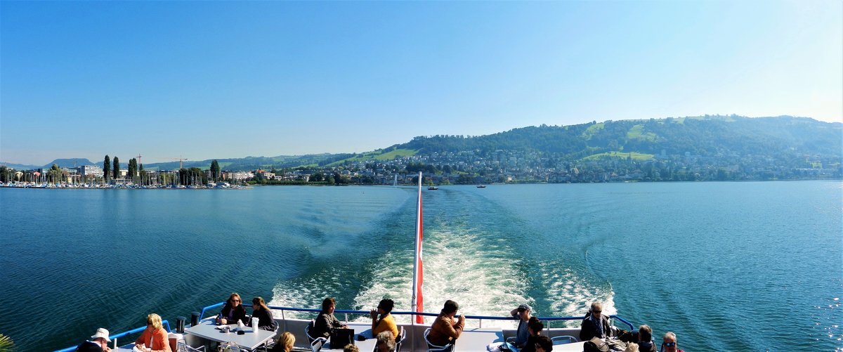 Zugersee, Sicht in Richtung Zug, vom Schiff Rigi aus - 21.09.2012