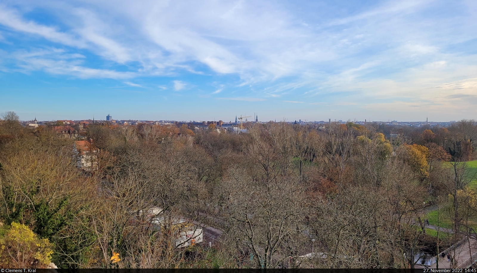 Ausblick vom Lehmannsfelsen am Heinrich-Heine-Park auf die Innenstadt von Halle (Saale).

🕓 27.11.2022 | 14:45 Uhr