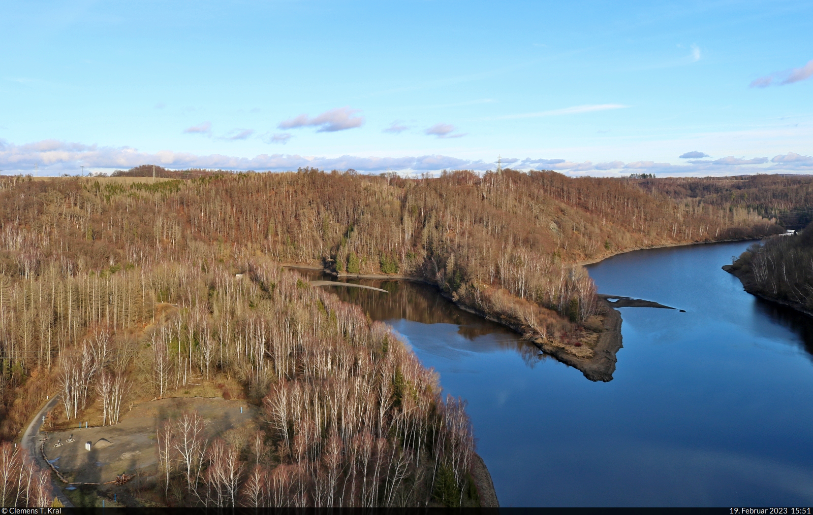 Blick von der Hängebrücke  Titan RT  auf den Stausee Wendefurth, der sich der Rappbode-Talsperre anschließt.

🕓 19.2.2023 | 15:51 Uhr