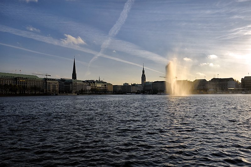 Abendstimmung an der Hamburger Binnenalster im Sptsommer ´08