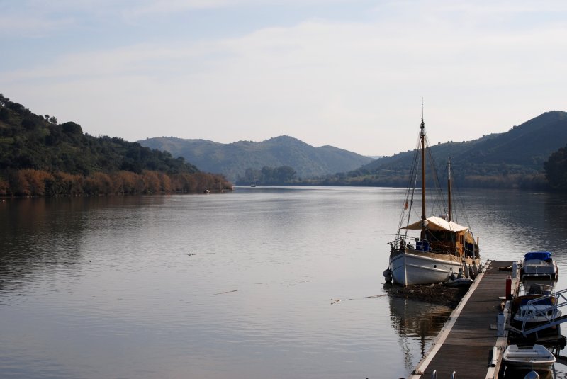 ALCOUTIM, 12.01.2007, Blick auf den Rio Guadiana in Richtung Süden