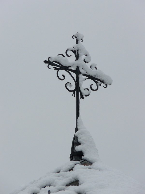 Alles war eingeschneit in Erpeldange/Wiltz (Luxemburg) am 04.03.08.