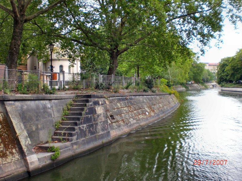 Am Landwehrkanal in Berlin, Sommer 2007