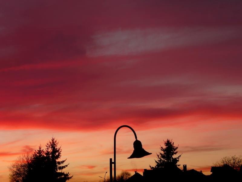 An diesem Abend brannte der Himmel wieder ber Erpeldange/Wiltz (Luxemburg). 25.01.08