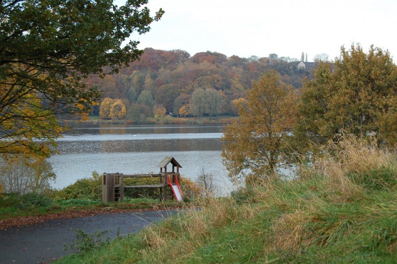 Auch im Herbst ist der Kemnader See einen Besuch wert. 