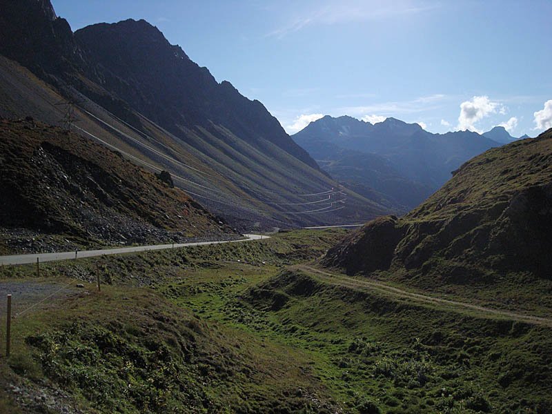 Auf der Albula-Passhhe mit Blick in Richtung Albulatal. 08. Sept. 2008