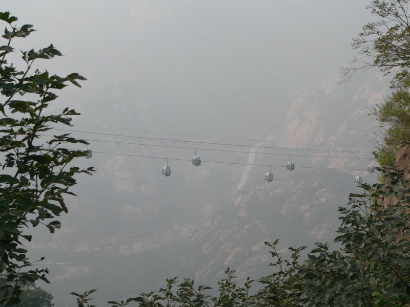 Ausflugsseilbahn in Jiao Shan. 16.9.2007