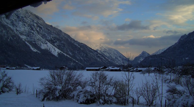 Berg Panorama im Mrz 2007 in Ruhpolding.  