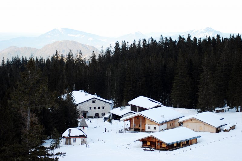 Blick auf die Khrointalm im Nationalpark Berchtesdaden. Aufnahme im Januar 2009