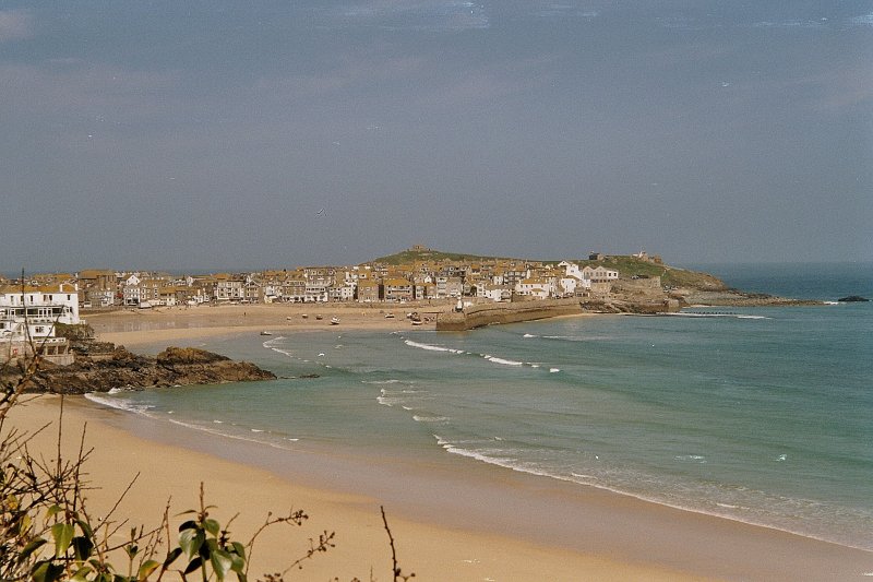 Blick auf St Ives.
(April 2004)