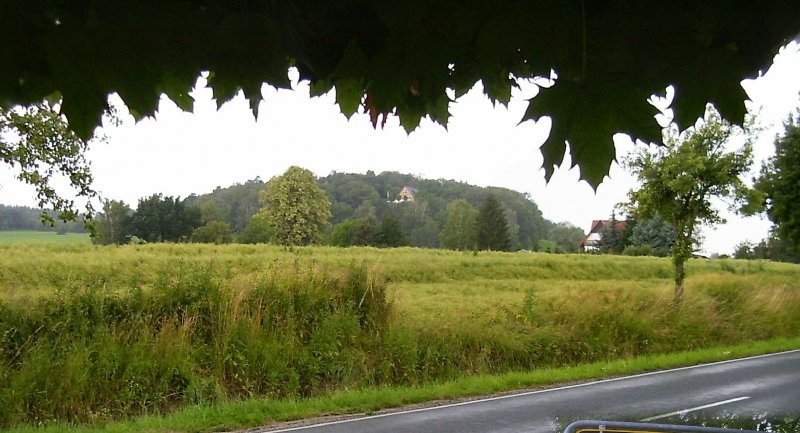 Blick von der Hauptstrasse zur Koitsche, Zittauer Gebirge 2004