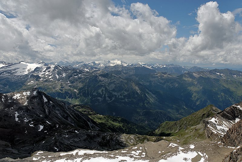 Blick vom Kitzsteinhorn auf die westlichen Hohen Tauern mit Venedigergruppe