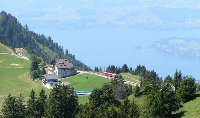 Blick von Rigi Kulm in Richtung Vierwaldstdtersee. 04.08.07