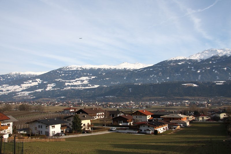 Blick von Thaur ber des Inntal mit Hall i.T. (14.03.2009)