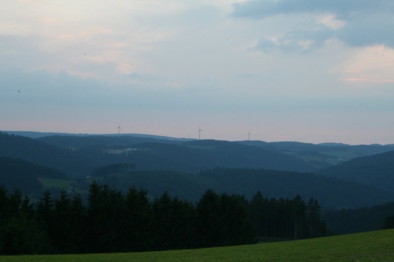 Blick über die Schwarzwaldhöhen bei St.Georgen im Schwarzwald 26.7.08 (nch Sonnenuntergang)