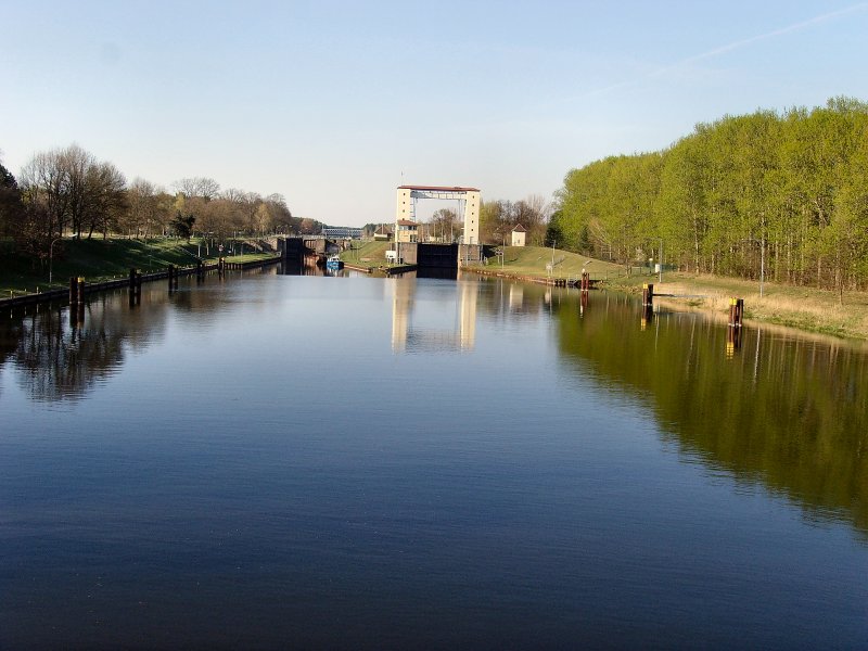 Blick zur Lehnitzschleuse bei oranienburg, ostern 2009