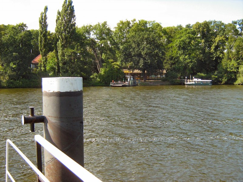 Blick zur Pfaueninsel mit Fhre, Sommer 2007