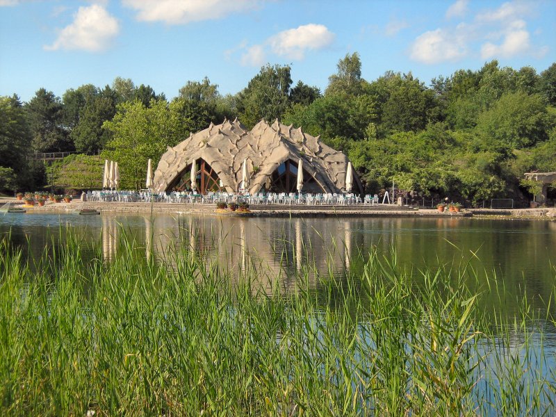 Britzer Garten, Blick zur Gaststtte am See, Berlin-Britz im Sommer 2007