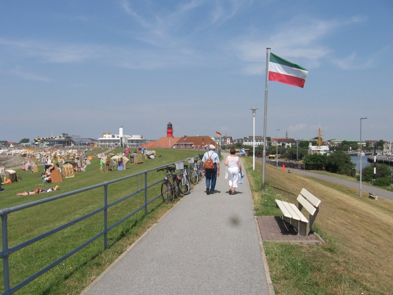 BSUM, Strandweg - Blick zum Leuchtturm, Juli 2006