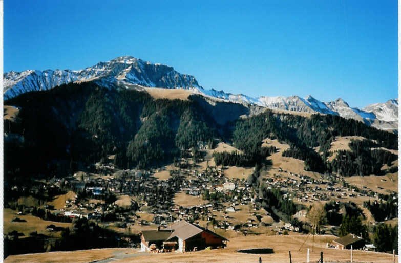 Das Dorf Adelboden, von der Hohliebe aus gesehen